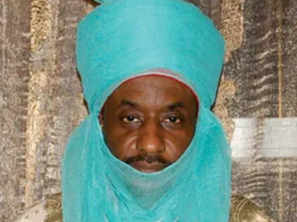 Confusion as heavy security barricades Kano Emir’s Palace