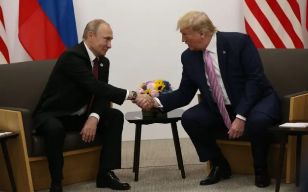 Vladimir Putin say im ready to compromise wit Donald Trump on Ukraine war